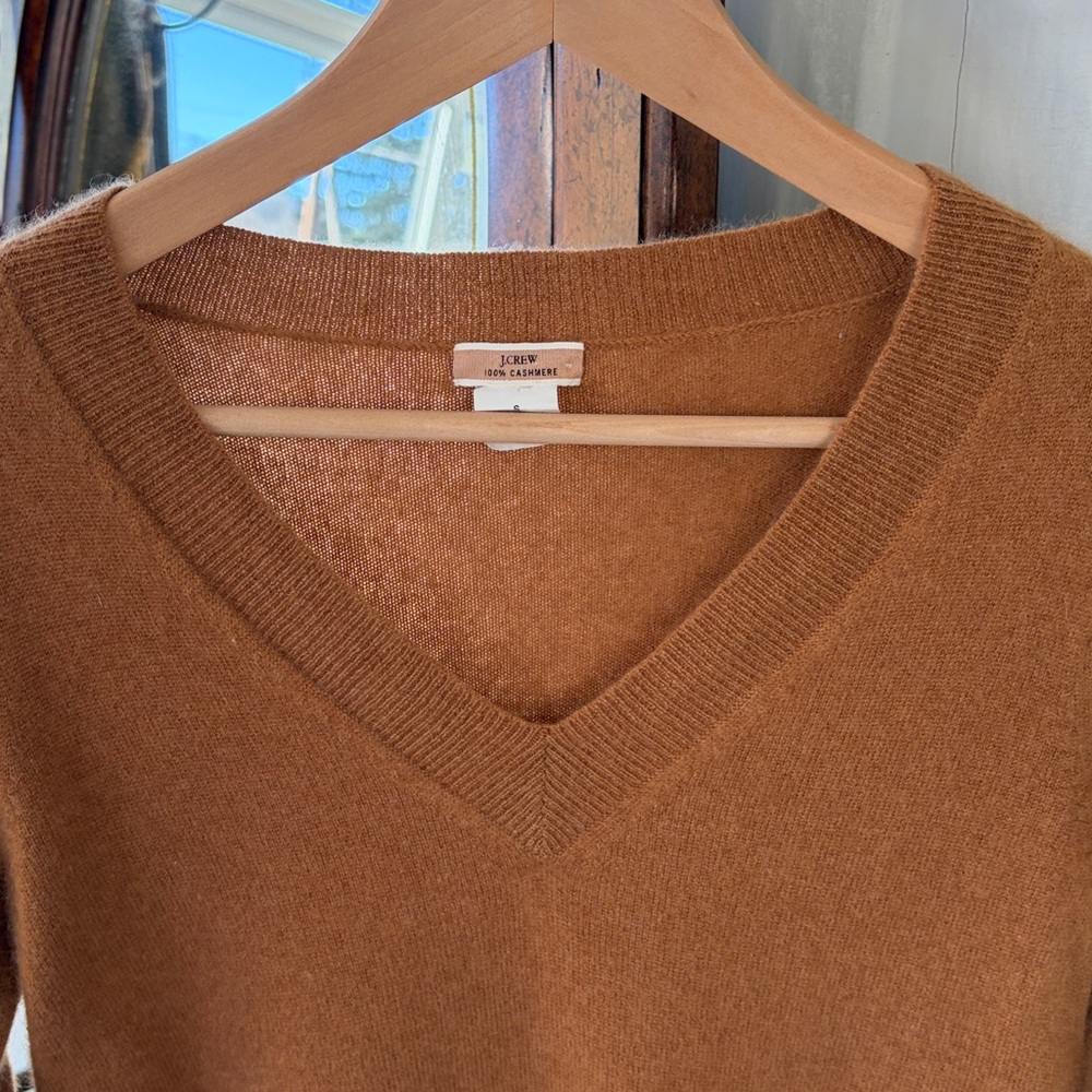 J. Crew 100% Cashmere Camel V-Neck Sweater - Picture 2 of 5